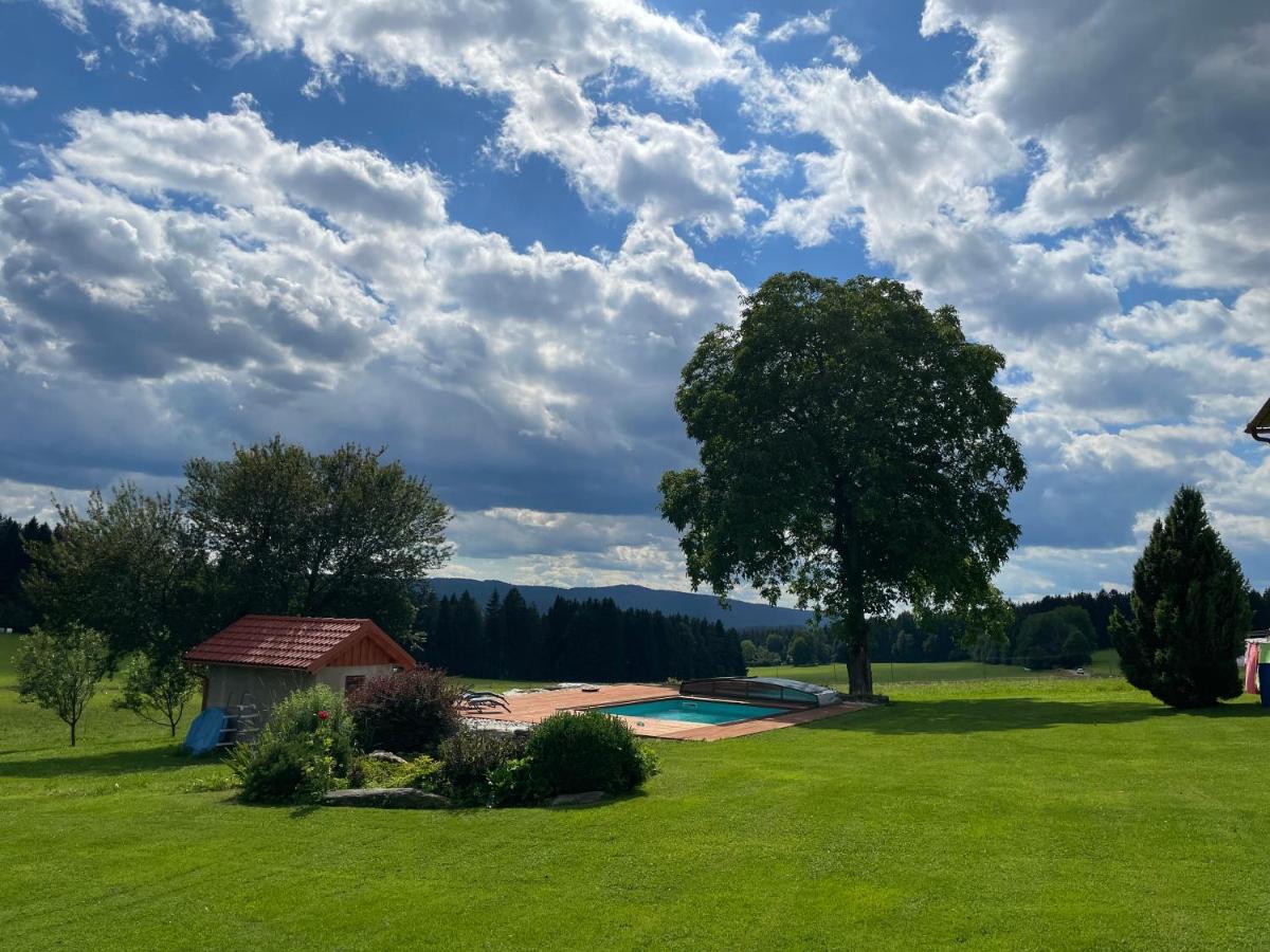 Ferienwohnung Farma Nahlov Frymburk nad Vltavou Exterior foto
